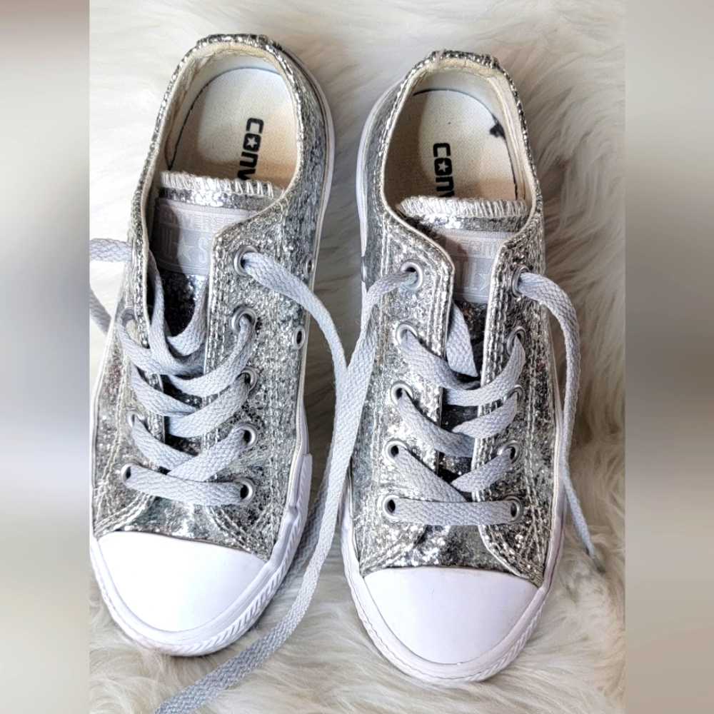 Youth Converse